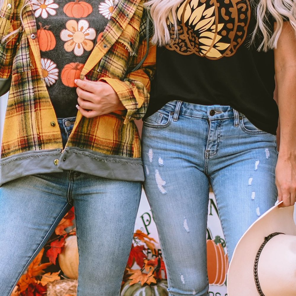 Black Halloween Sunflower Pumpkin Graphic Tee - Picture 10 of 15